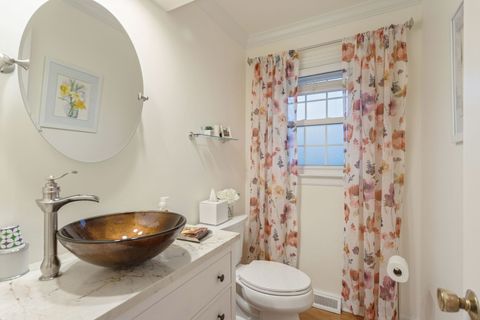 Tiny photo for 2407 N Hickory Lane, Arlington Heights, IL 60004 (MLS # 12516992)