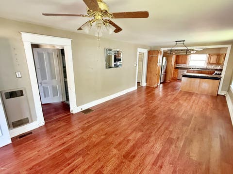 Tiny photo for 1018 Market Street, Metropolis, IL 62960 (MLS # 12722696)