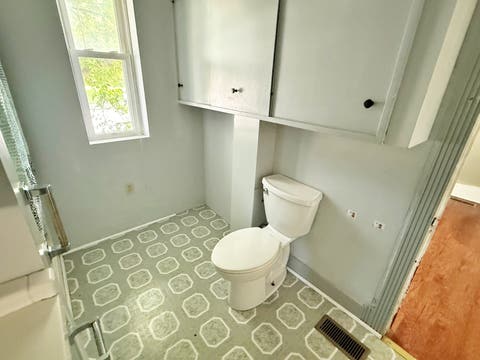 Tiny photo for 1018 Market Street, Metropolis, IL 62960 (MLS # 12722696)