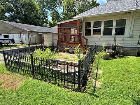 Tiny photo for 1018 Market Street, Metropolis, IL 62960 (MLS # 12722696)