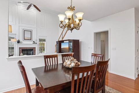 Tiny photo for 2415 Wembley Court, Gurnee, IL 60031 (MLS # 12609783)