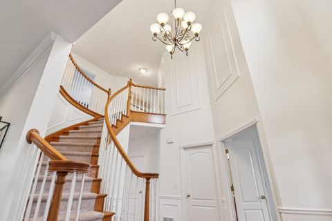 Tiny photo for 2415 Wembley Court, Gurnee, IL 60031 (MLS # 12609783)