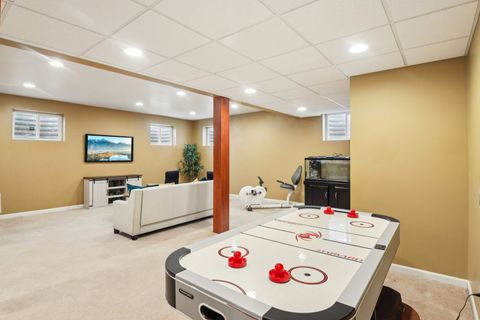 Tiny photo for 2415 Wembley Court, Gurnee, IL 60031 (MLS # 12609783)