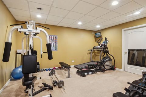 Tiny photo for 2415 Wembley Court, Gurnee, IL 60031 (MLS # 12609783)