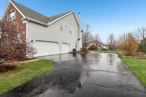 Tiny photo for 2415 Wembley Court, Gurnee, IL 60031 (MLS # 12609783)