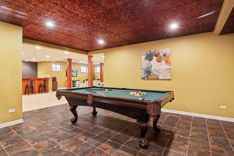 Tiny photo for 2415 Wembley Court, Gurnee, IL 60031 (MLS # 12609783)