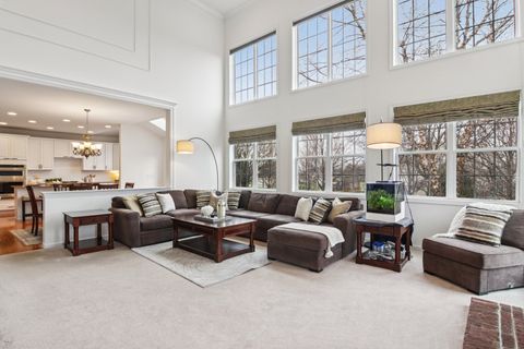 Tiny photo for 2415 Wembley Court, Gurnee, IL 60031 (MLS # 12609783)