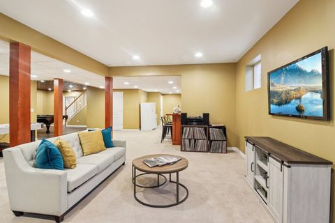 Tiny photo for 2415 Wembley Court, Gurnee, IL 60031 (MLS # 12609783)