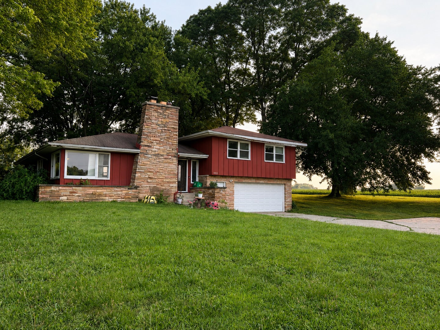 3803 N Richmond Road