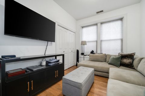 Tiny photo for 1711 N Crilly Court #4, Chicago, IL 60614 (MLS # 12506347)