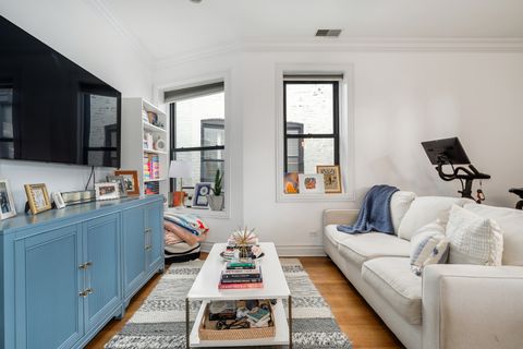 Tiny photo for 1711 N Crilly Court #4, Chicago, IL 60614 (MLS # 12506347)