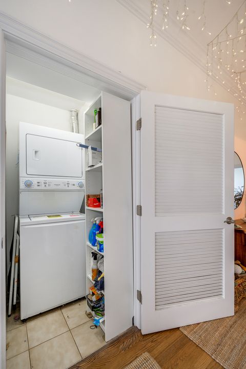 Tiny photo for 1711 N Crilly Court #4, Chicago, IL 60614 (MLS # 12506347)