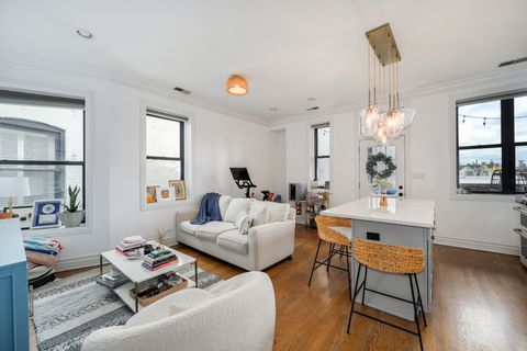 Tiny photo for 1711 N Crilly Court #4, Chicago, IL 60614 (MLS # 12506347)