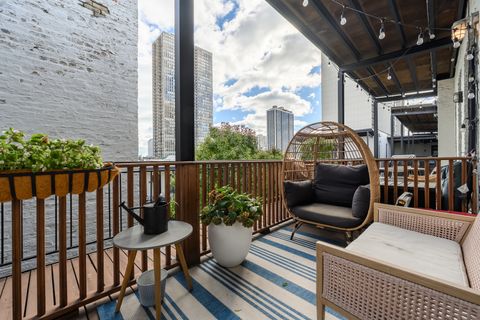 Tiny photo for 1711 N Crilly Court #4, Chicago, IL 60614 (MLS # 12506347)