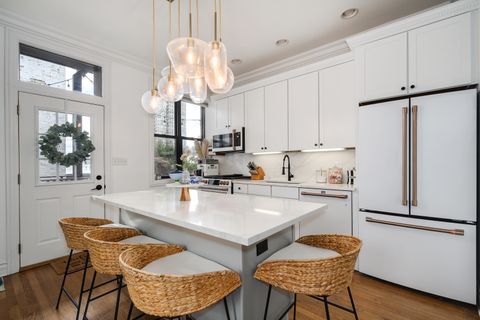 Tiny photo for 1711 N Crilly Court #4, Chicago, IL 60614 (MLS # 12506347)