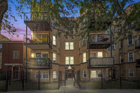 2531 W BERWYN Avenue 3 Chicago IL 60625