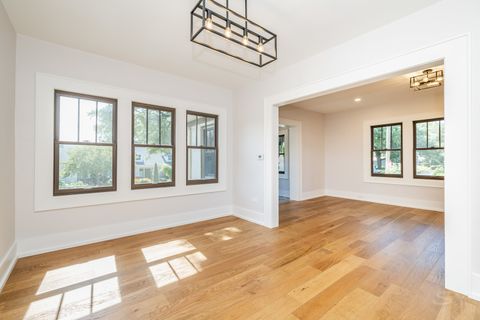 Tiny photo for 330 S River Lane, Geneva, IL 60134 (MLS # 12707934)