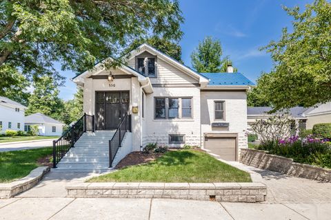 Photo of 330 S River Lane, Geneva, IL 60134 (MLS # 12707934)