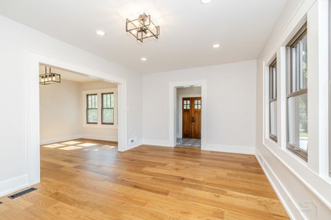 Tiny photo for 330 S River Lane, Geneva, IL 60134 (MLS # 12707934)