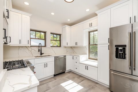 Tiny photo for 330 S River Lane, Geneva, IL 60134 (MLS # 12707934)