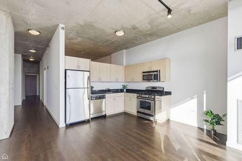 Tiny photo for 235 W VAN BUREN Street #3209, Chicago, IL 60607 (MLS # 12572182)
