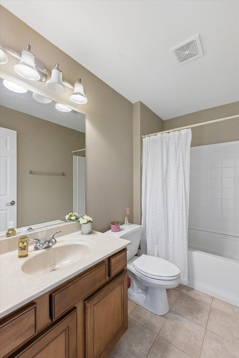 Tiny photo for 1732 Briarheath Drive, Aurora, IL 60505 (MLS # 12744889)
