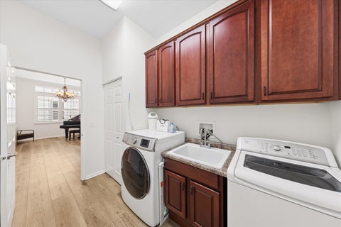 Tiny photo for 1732 Briarheath Drive, Aurora, IL 60505 (MLS # 12744889)