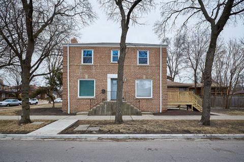 Photo of 1701 N Sayre Avenue, Chicago, IL 60707 (MLS # 12578847)