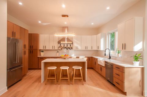 Tiny photo for 515 E Wilson Avenue, Lombard, IL 60148 (MLS # 12513147)