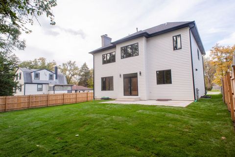 Tiny photo for 515 E Wilson Avenue, Lombard, IL 60148 (MLS # 12513147)