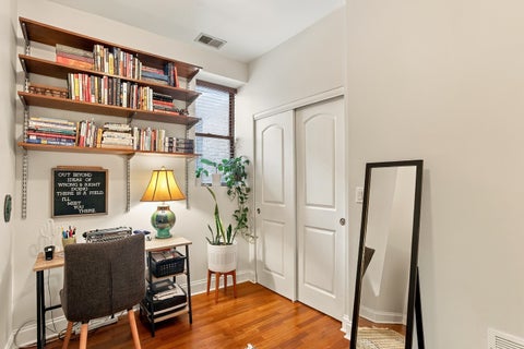 Tiny photo for 1965 W Cullom Avenue #3, Chicago, IL 60613 (MLS # 12759110)