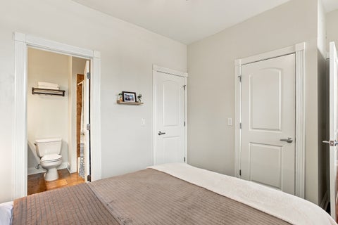 Tiny photo for 1965 W Cullom Avenue #3, Chicago, IL 60613 (MLS # 12759110)