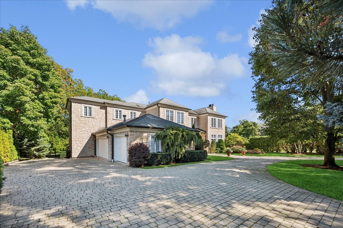 621 Sheridan Road