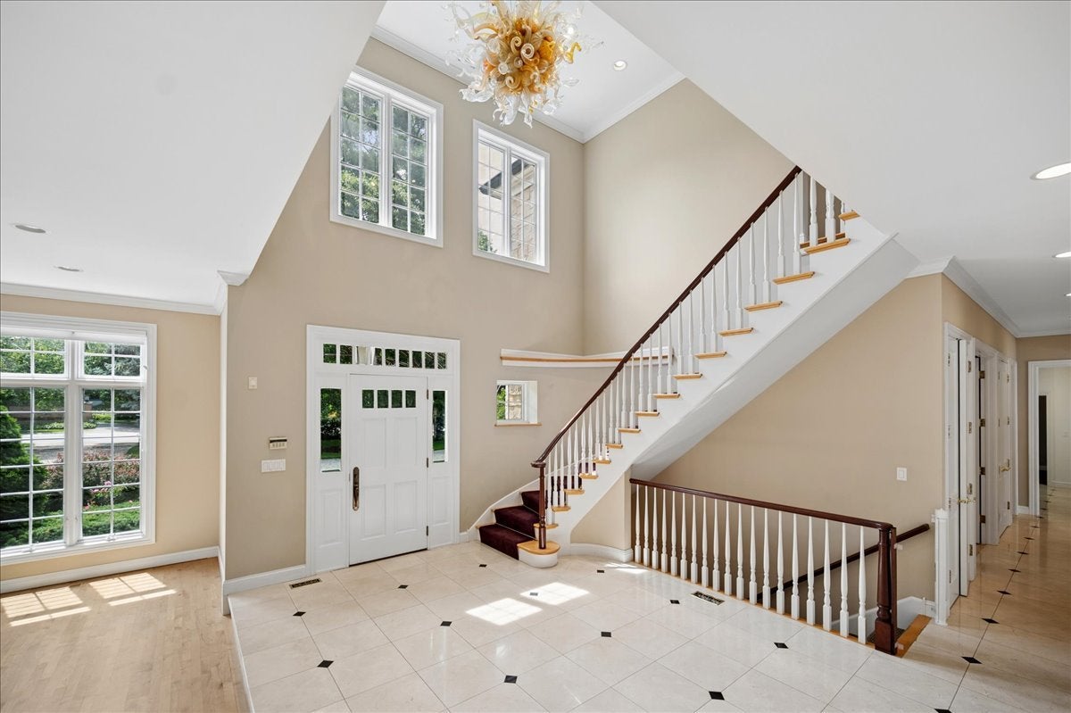 621 Sheridan Road