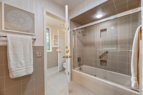 Tiny photo for 1370 Sunview Lane, Winnetka, IL 60093 (MLS # 12488904)
