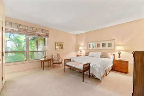 Tiny photo for 1370 Sunview Lane, Winnetka, IL 60093 (MLS # 12488904)