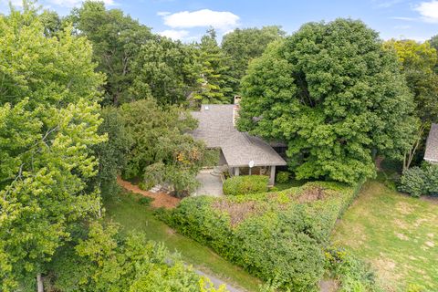 Tiny photo for 1370 Sunview Lane, Winnetka, IL 60093 (MLS # 12488904)