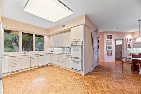 Tiny photo for 1370 Sunview Lane, Winnetka, IL 60093 (MLS # 12488904)