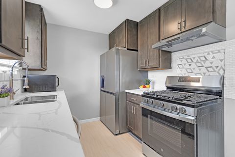 Tiny photo for 403 Arrowhead Trail, Carol Stream, IL 60188 (MLS # 12517783)