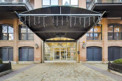 Tiny photo for 520 W HURON Street #409, Chicago, IL 60654 (MLS # 12581921)