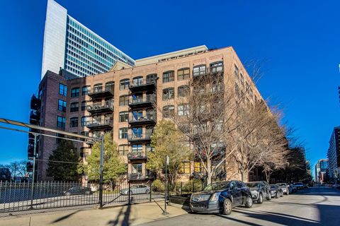 Tiny photo for 520 W HURON Street #409, Chicago, IL 60654 (MLS # 12581921)