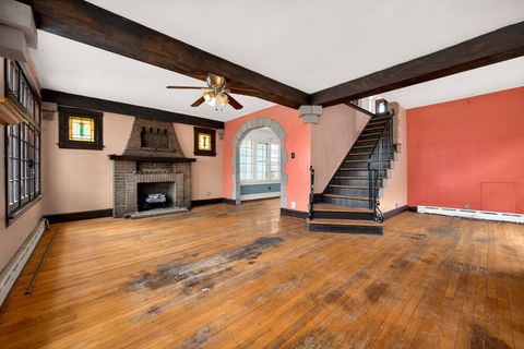 Tiny photo for 5832 N Sacramento Avenue, Chicago, IL 60659 (MLS # 12545674)