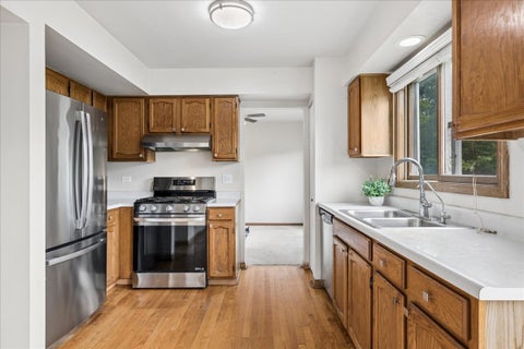 Tiny photo for 1436 Bridgedale Road, Crystal Lake, IL 60014 (MLS # 12688128)