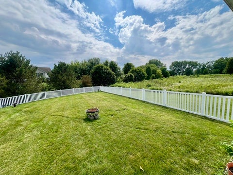 Tiny photo for 1436 Bridgedale Road, Crystal Lake, IL 60014 (MLS # 12688128)
