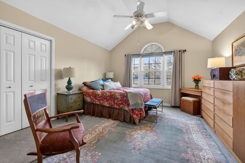 Tiny photo for 811 King Henry Lane, St. Charles, IL 60174 (MLS # 12620869)