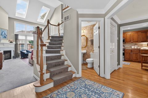 Tiny photo for 811 King Henry Lane, St. Charles, IL 60174 (MLS # 12620869)