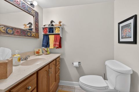 Tiny photo for 811 King Henry Lane, St. Charles, IL 60174 (MLS # 12620869)