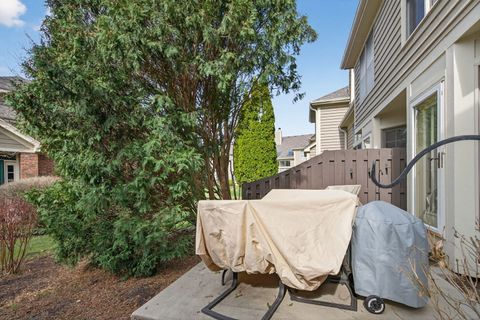 Tiny photo for 811 King Henry Lane, St. Charles, IL 60174 (MLS # 12620869)