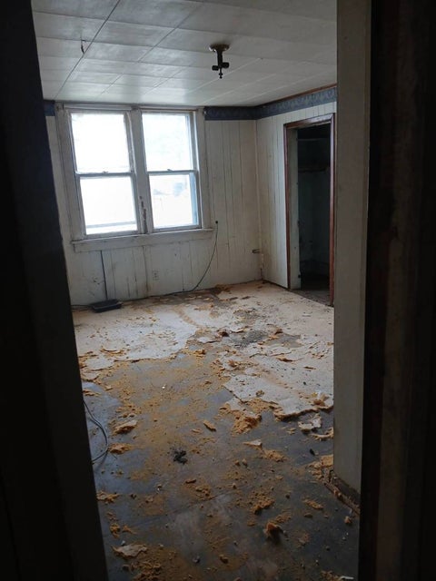 Tiny photo for 1016 State Street, Colona, IL 61241 (MLS # 12755564)