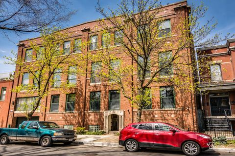 Photo of 1122 W Newport Avenue #2H, Chicago, IL 60657 (MLS # 12623471)